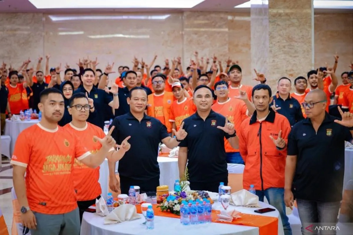 Perkuat Kolaborasi dan Silaturahmi, Polda Metro Jaya Bersama The Jakmania Berkomitmen Jaga Kondusivitas DKI