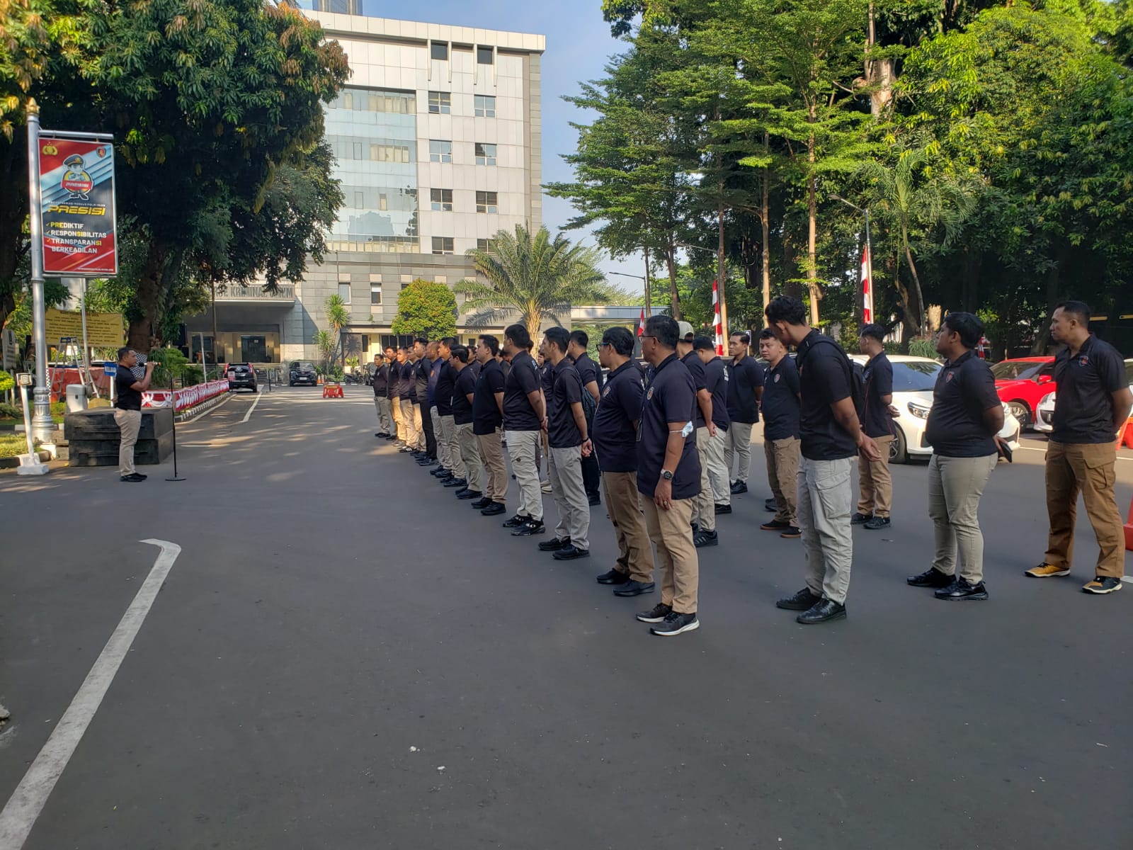 KEGIATAN APEL CADANGAN MAKO DITRESKRIMSUS POLDA METRO JAYA DALAM RANGKA HUT KE-80 KEMERDEKAAN RI
