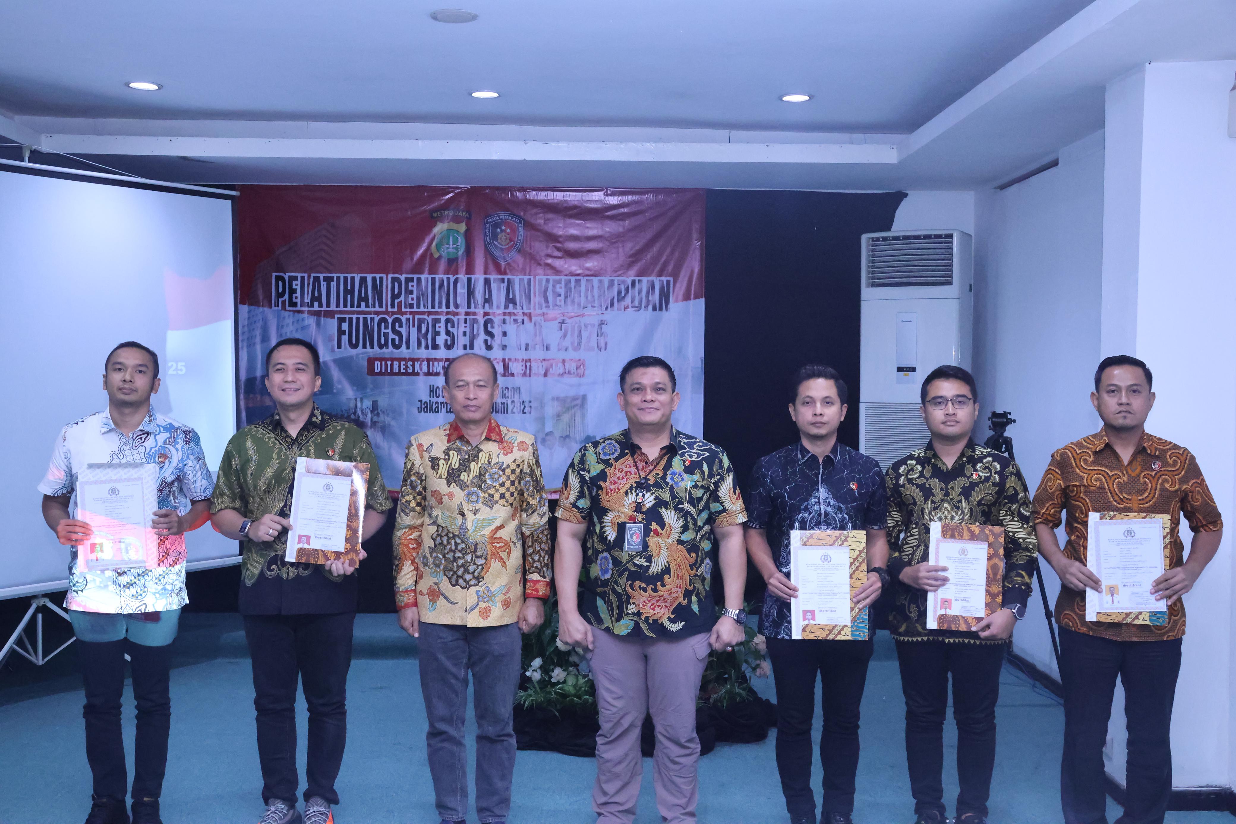 Penutupan Pelatihan Peningkatan Kemampuan Fungsi Reserse TA 2025 Ditreskrimsus Polda Metro Jaya