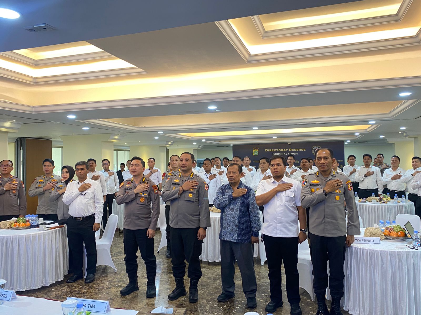 PENELITIAN STRATEGI PEMBERDAYAAN SDM POLRI GUNA PENGOPTIMALAN EMP