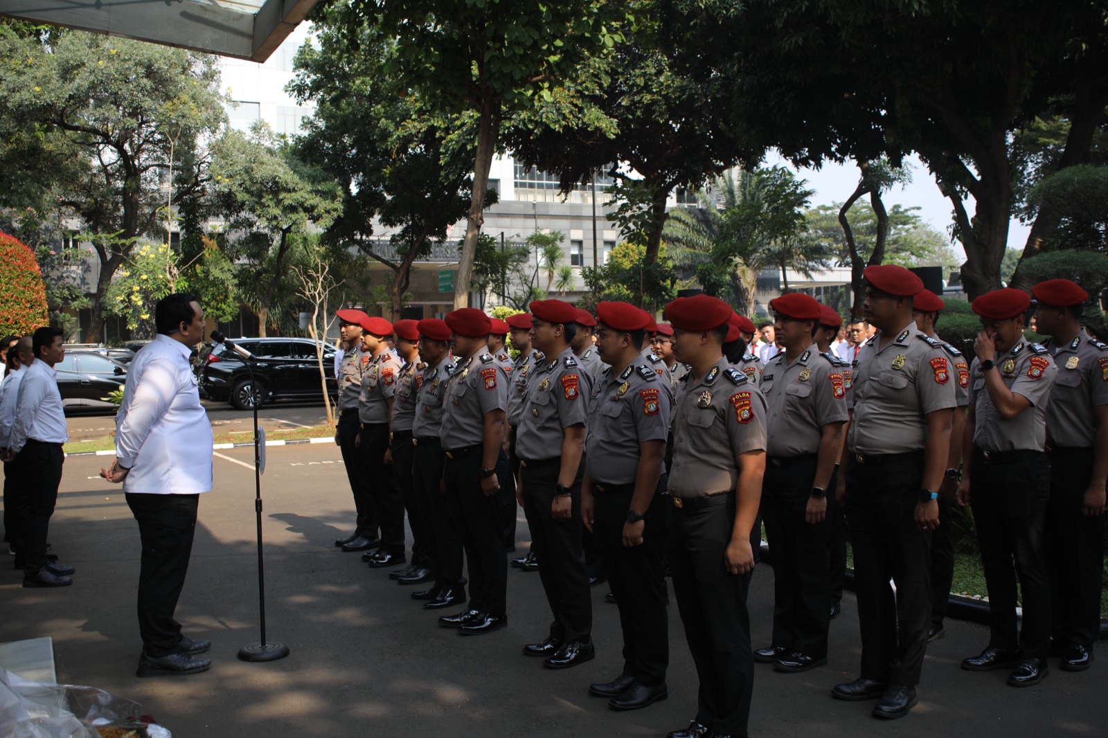 Pimpin Apel Pagi dan Syukuran Kenaikan Pangkat, AKBP Dr. Martuasah Hermindo Tobing Tekankan Peningkatan Tanggung Jawab Personel Ditreskrimsus
